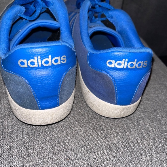 Adidas Blue on Blue Rubber Soul Classic 3-stripe Sneakers. Size 11 - Picture 3 of 6